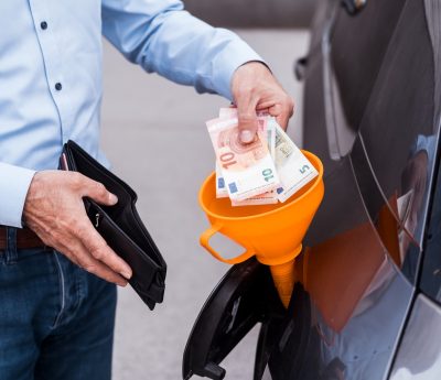 coche combustible