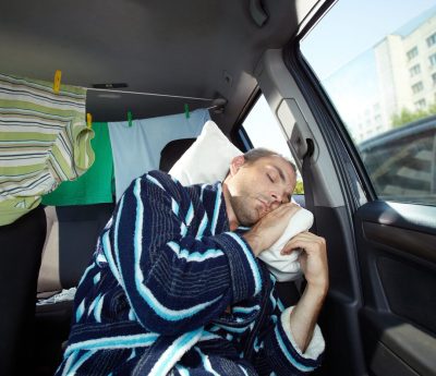 dormir en el coche
