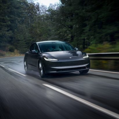 ¿Cuál es el mejor coche eléctrico en relación calidad-precio? La IA duda entre tres modelos